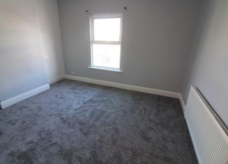 2 bedroom house - mid terrace to rent - Photo 3