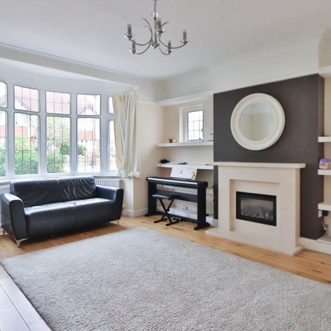 5 bedroom semi-detached house to rent - Photo 1