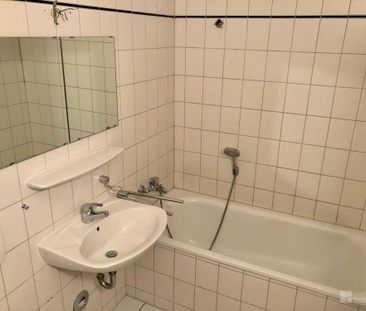 Neue Küche Neuer Fußboden 3 Zimmer 1.Obergeschoss Balkon Mühlentwiete - Photo 6