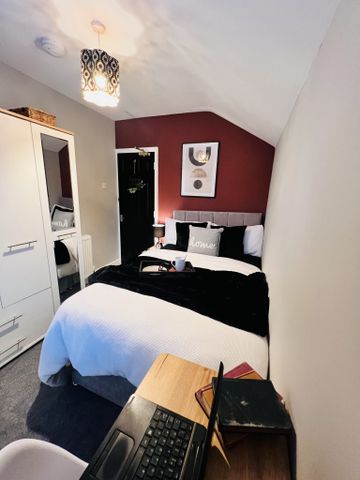 BEDROOM 4 – SMALL DOUBLE OFF SUITE - Photo 5