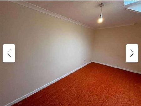 High Street, Ferndale, CF43 - Photo 2