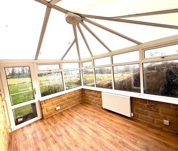 Penistone Road, Grenoside - Photo 1