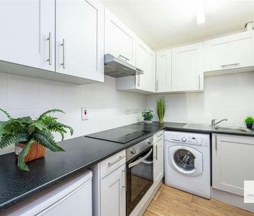 Queens Gardens, Lancaster Gate, London, W2 - Photo 6