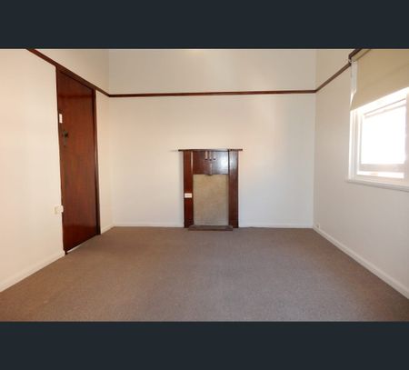 3/12 Liverpool Road, Summer Hill, NSW 2130 - Photo 4