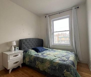 Chaleureux 4 ½ semi-meublé, Saint-Sauveur, Centre-ville de Québec, ... - Photo 2