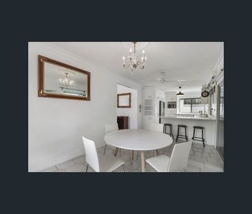 Room 5 - 86 Deighton Road, Dutton Park, Qld 4102 - Photo 4