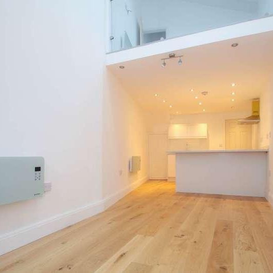 Gladstone Road, Urmston, Manchester, M41 - Photo 1