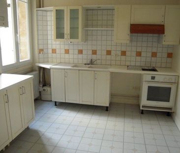 Location Appartement 4 pièces 96m² REIMS 51100 - Photo 4