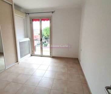 2 pièces Bord de mer Carnolès - Photo 1