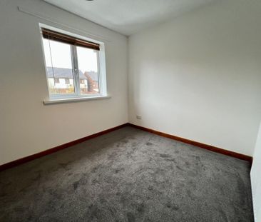 2 bedroom end of terrace house to rent - Photo 4