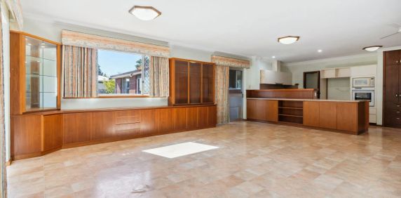 Big Family Home with Space for Everyone - Photo 2