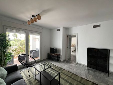 Alquiler de piso en Calle Vargas Llosa - Photo 4