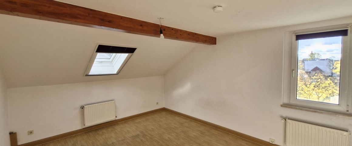 Zentrale Lage mit sehr guter Anbindung an ÖPNV - Photo 1