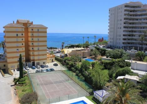 MID-SEASON.  FOR RENT FROM 8.3.24-30.6.24 and 1.9.24-30.6.25 MAGNIFICENT APARTMENT IN 1ST LINE PLAYA BENALMADEN