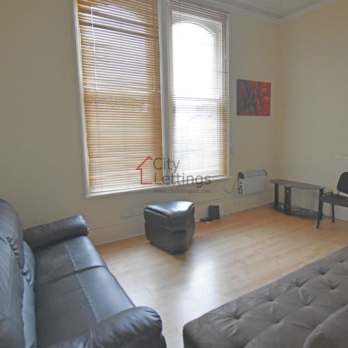 1 Bedroom Flat - Photo 1