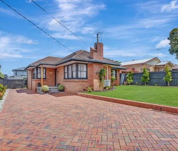 Renovated Stunner In Herne Hill - Photo 3