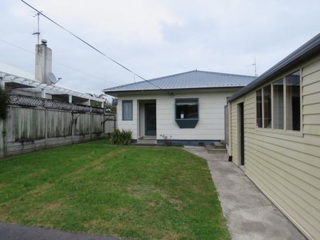 23 Turi Street, Welbourn, New Plymouth - Photo 2