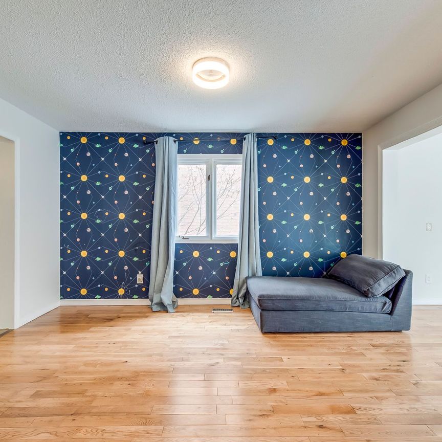 For Lease - 5492 Haddon Hall Road, Mississauga, Ontario - Photo 1