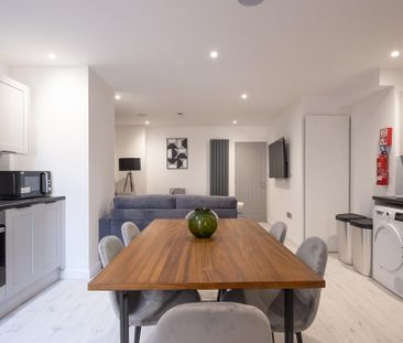 6 bedroom house of multiple occupation to rent - Photo 4