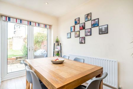 3 bedroom house to rent - Photo 3