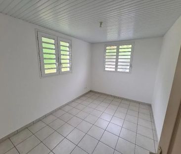 Location Appartement 72m² 3 pièces Fort de france - Photo 4