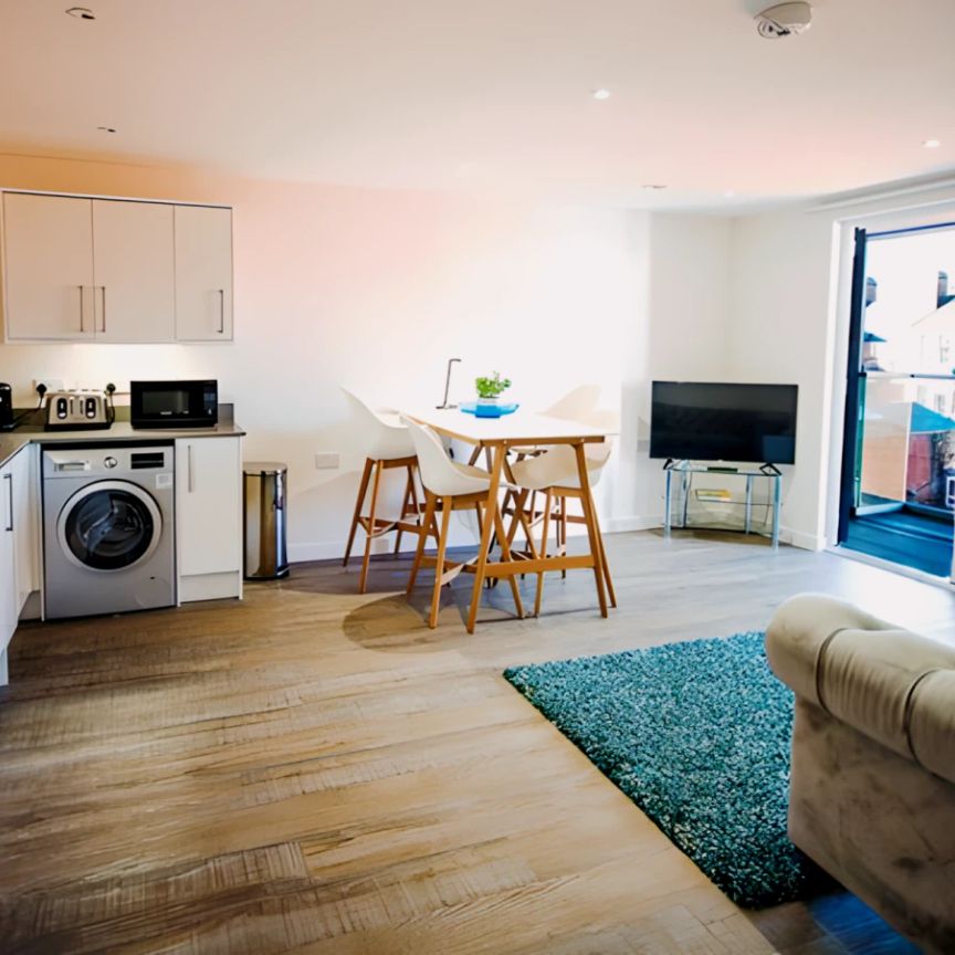 Two Bedroom Apartment - Photo 1