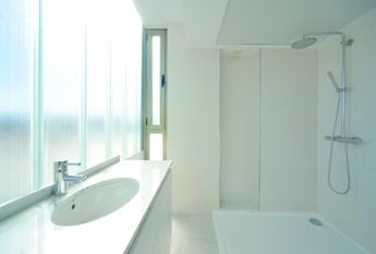 Apartment for rent on the beachfront of Arenal in Javea.