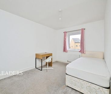 house to rent Warren Way, Northstowe, Cambridge, Cambridgeshire, CB24 - Photo 4