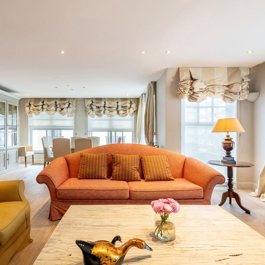 Ruim (155 m²) gemeubeld 3 SK appartement in hartje Zoute - Foto 1