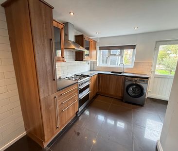Westacre Crescent, Finchfield, Wolverhampton - Photo 4
