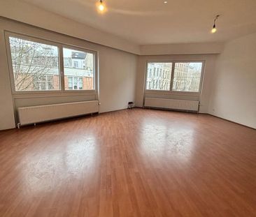 Appartement te huur - Photo 1