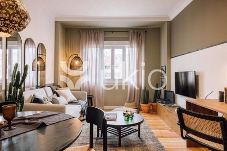 2 bedroom luxury Apartment for rent in Lisbon, Portugal - Photo 3