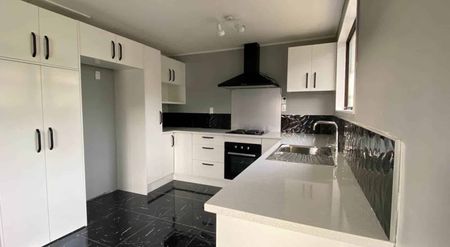 Stylish Entertainer Close To Local Attractions - Photo 4