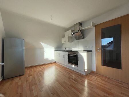 Schöne 2-Zimmerwohnung mit Einbauküche - Photo 3