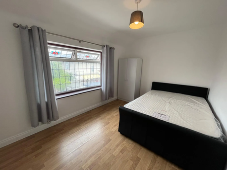 Bromhall Road - Photo 2