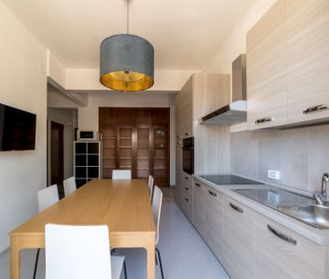 Spacious double room in Viale Dei Mille - Photo 4