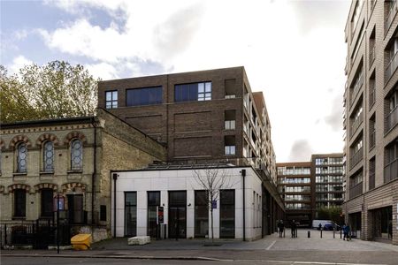 Large two bedroom apartment in a fantastic new development in the heart of Islington - Photo 4