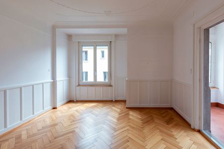 Helle 5.5 Zimmer-Wohnung an zentraler Lage - Foto 2
