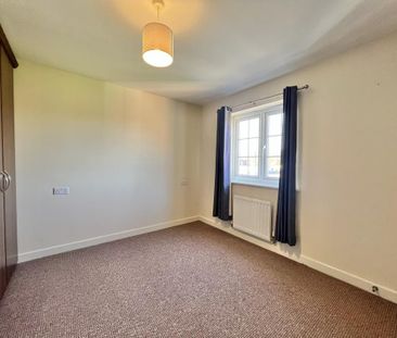 3 bedroom terraced house to rent - Photo 2