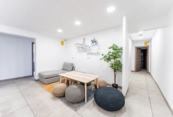 Calle del Arenal, Madrid, Community of Madrid 28013