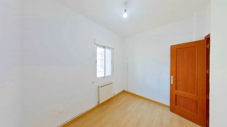 Piso de alquiler en Almendrales - Foto 3