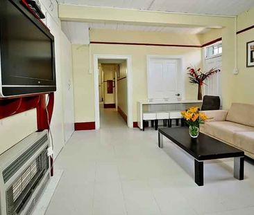 Room 3 (Non Ensuite) - Photo 2
