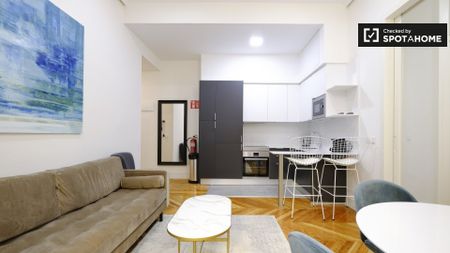 madrid, Community of Madrid 28004 - Photo 3