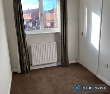 2 bedroom maisonette to rent - Photo 4