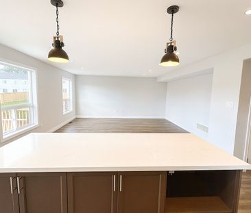 For Lease - 50 Quinn Forest Drive, Bracebridge, Ontario - Photo 2