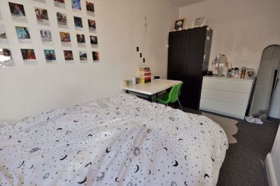 2 bedroom Flat in The Village Street, Leeds - Photo 5