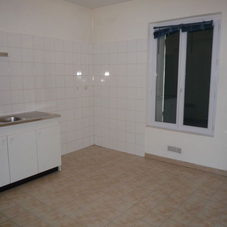 Location Appartement 1 pièce 15m² - Photo 1