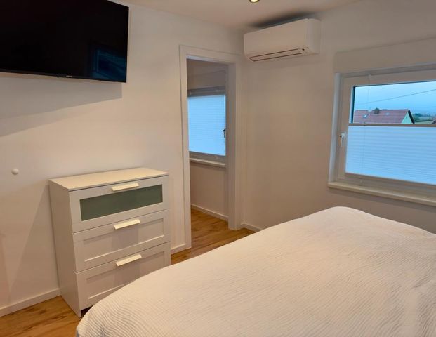 ***Anfragestopp*** Moderne, vollklimatisierte Dachgeschosswohnung - Foto 1