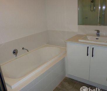 BEAUTIFUL MODERN PROPERTY ! - Photo 5