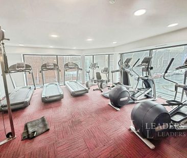 Studio to rent - Photo 6